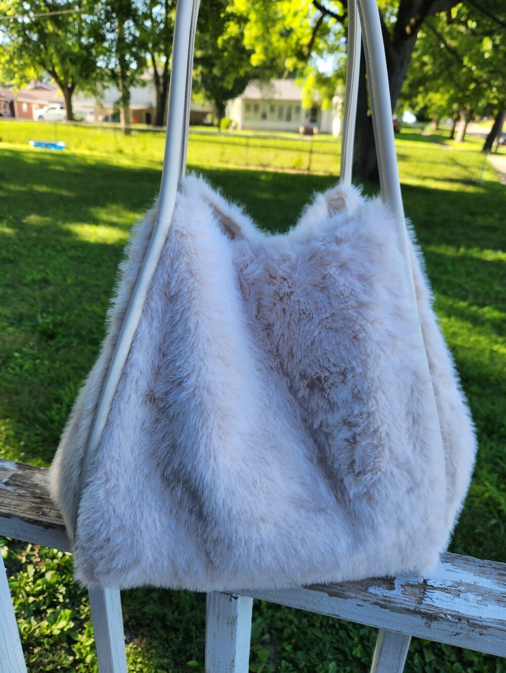 Unbranded Faux Fur Tote Bag in Off White - Soft Plush Women's Handbag EUC